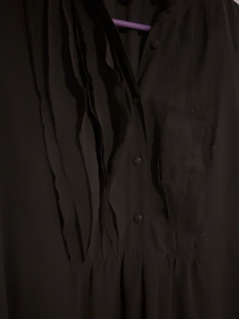 Women's Jacket Subcategory Classification - Picture 4 of 6